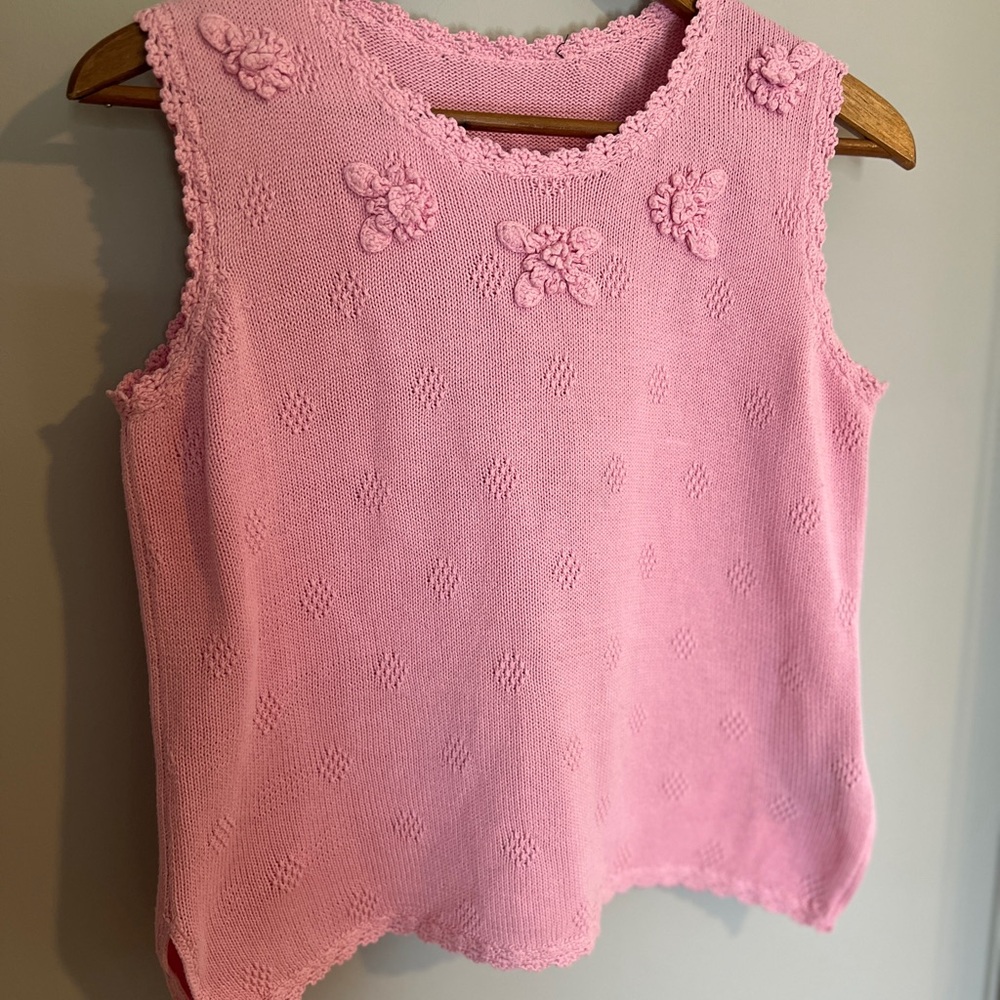 Pink Sleeveless Knit Top with Floral Accents Vintage